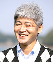 田川 訓史 准教授