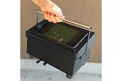 持ち運べるiPad蛍光顕微鏡